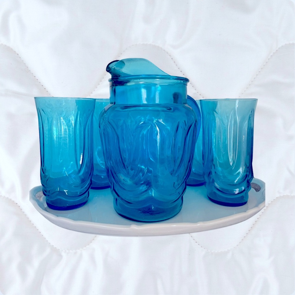 Aqua Blue Pitcher with 5 Cups